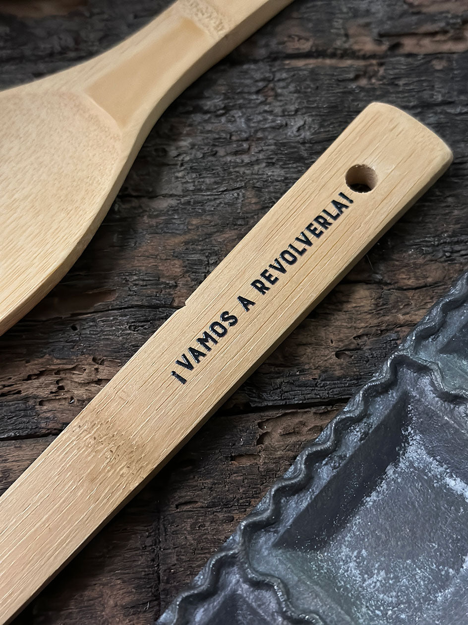 Cuchara Bambú · Revolverla