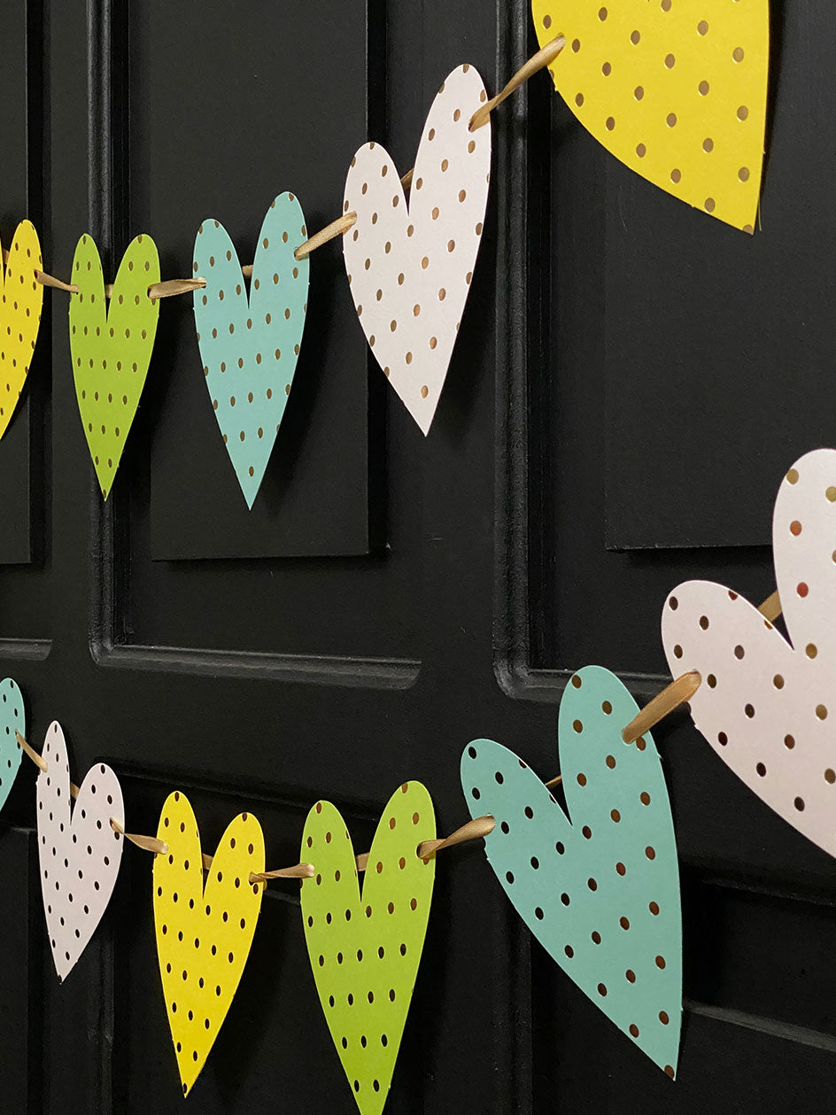 Guirnalda Colores · Corazones Pastel