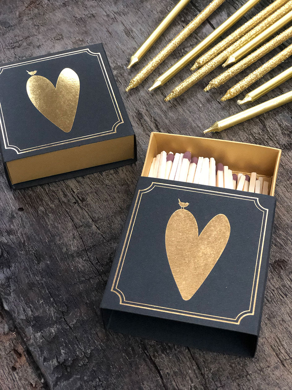 Fósforos · Corazón Negro