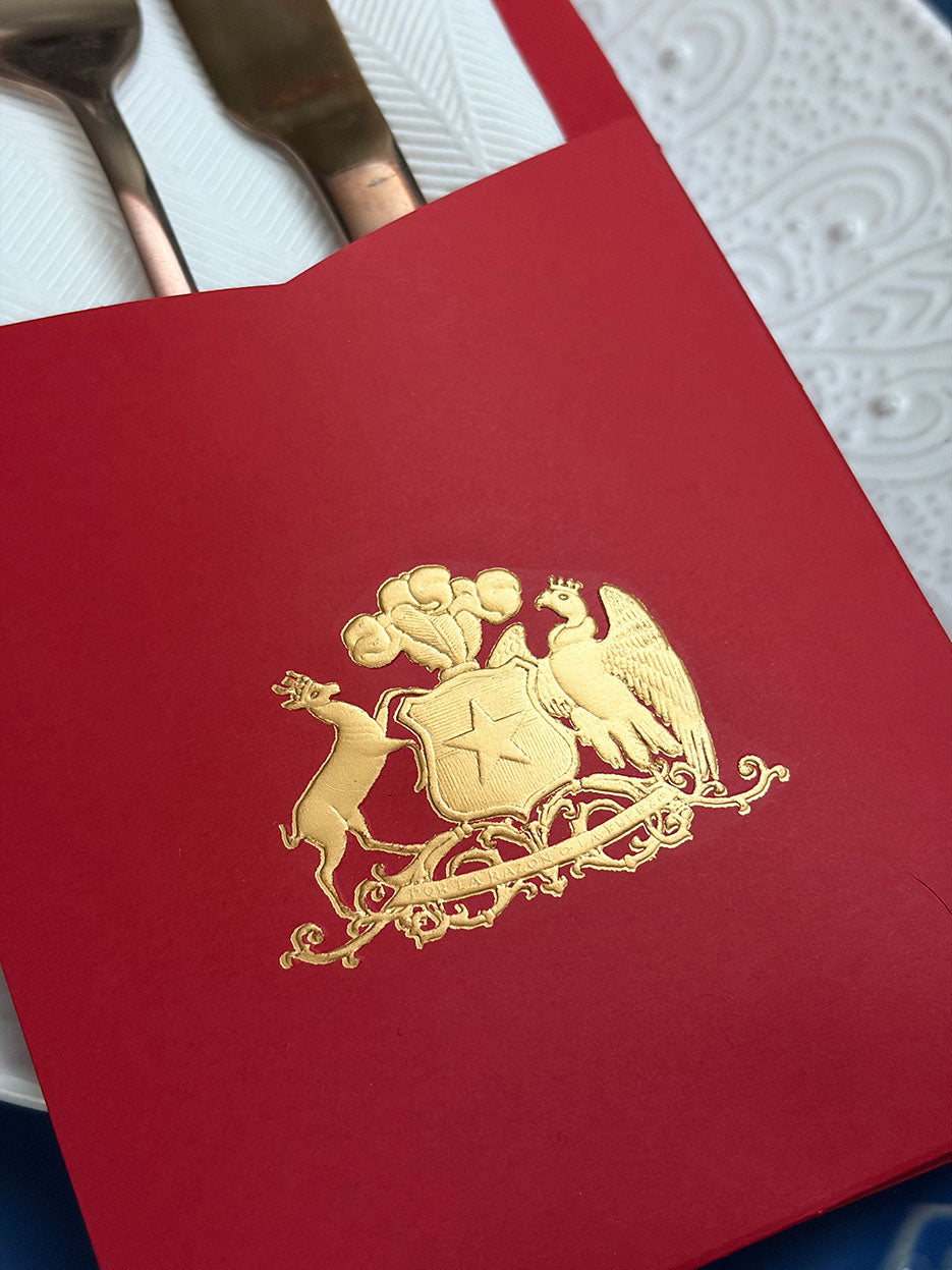 Estuche cubiertos · Escudo
