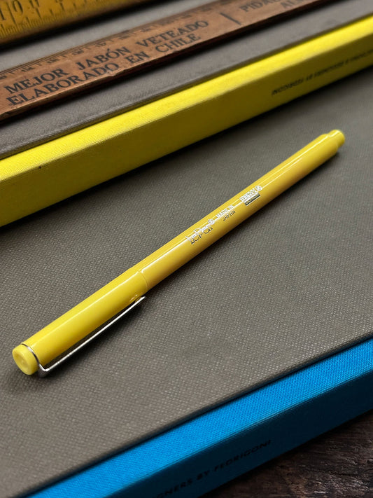 Marvy · Le Pen 4300 Yellow