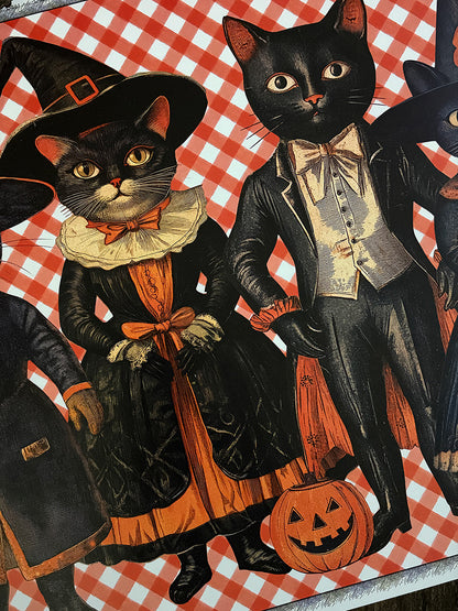 Pack · Salem