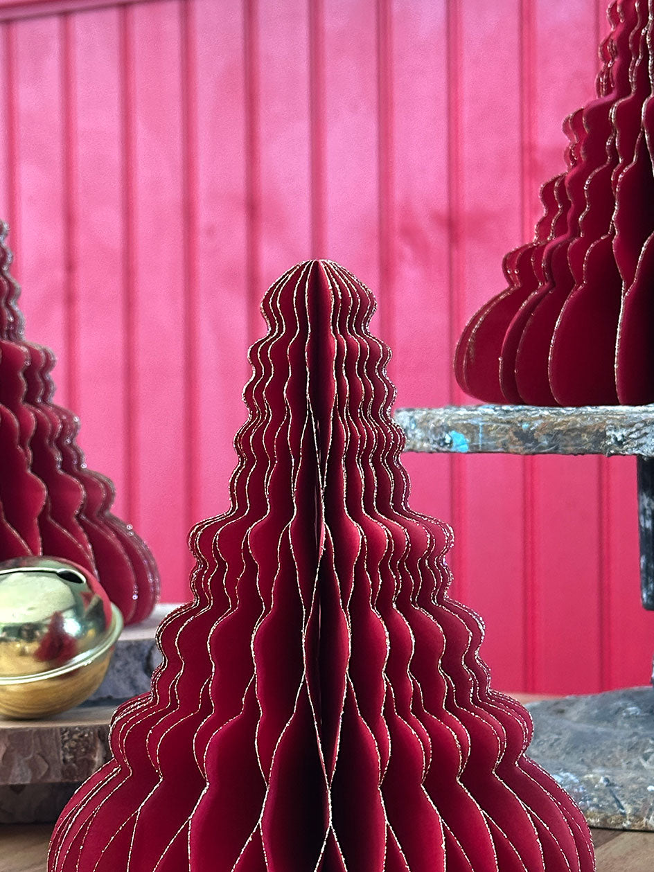 Pino Honeycomb Rojo · 15 cm