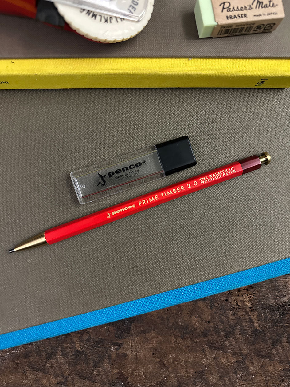 Penco · Portamina Mecánico Madera Rojo