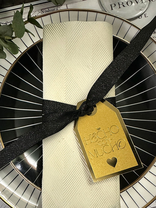 Tag de Mesa Hecho · Dorado