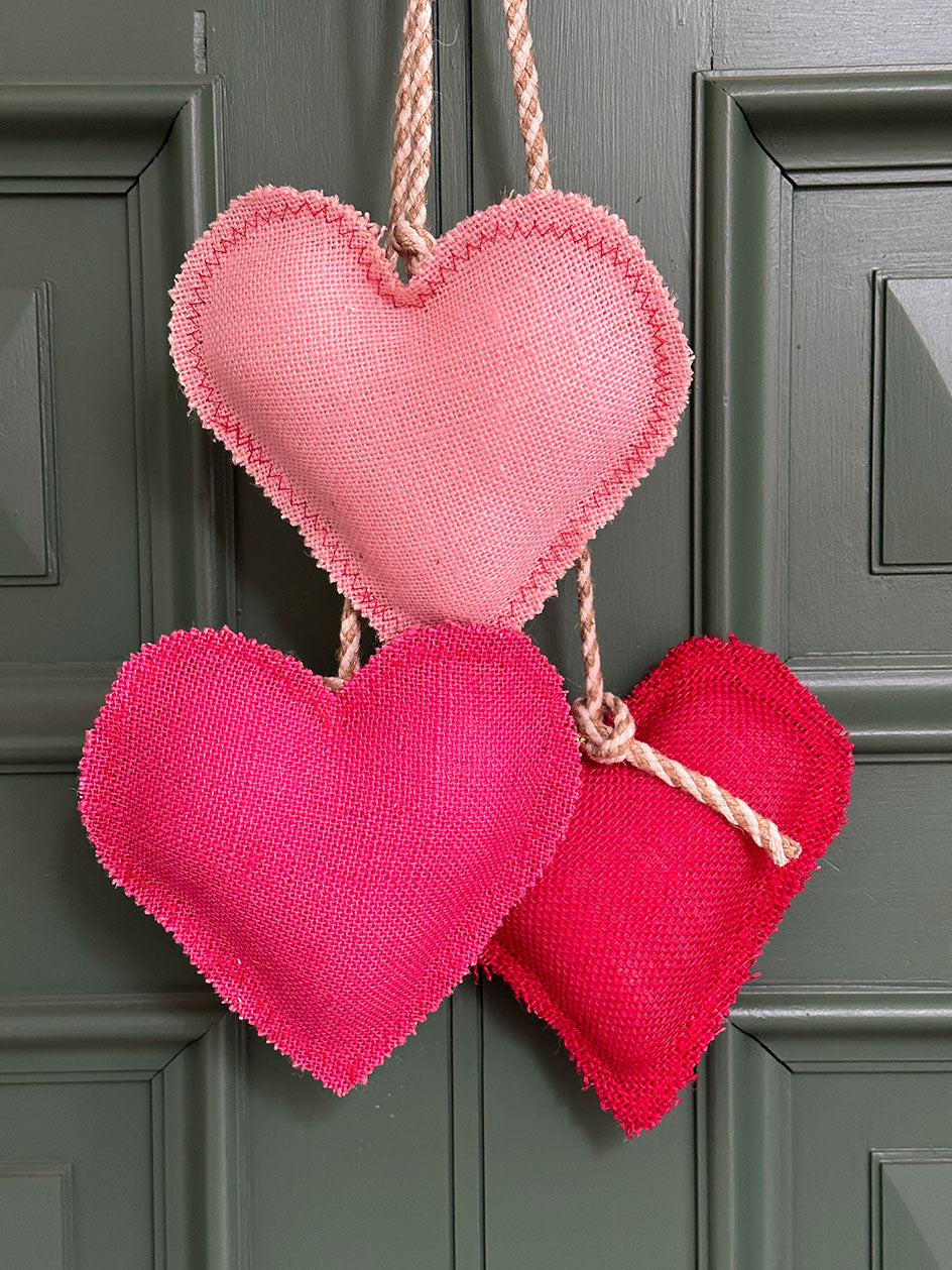Set Corazones arpillera