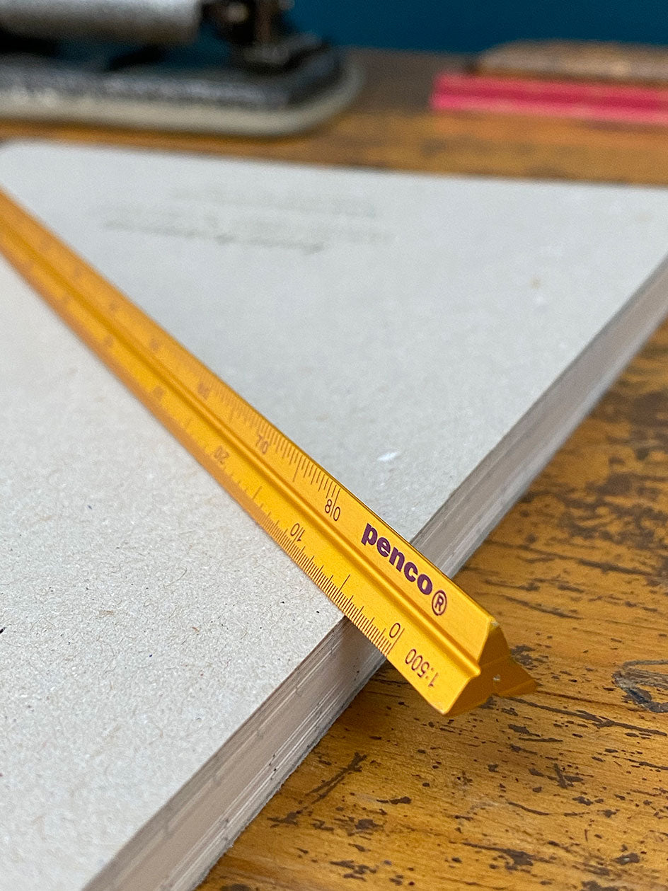 Penco · Escalímetro Amarillo Petit